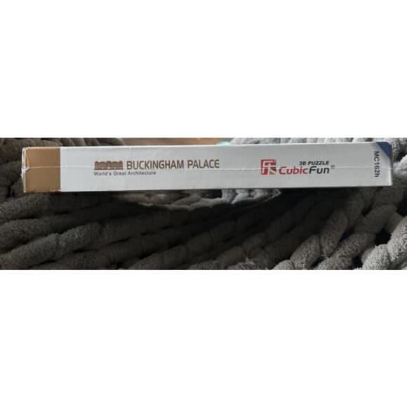 Buckingham Palace 72pc 3D CubicFun Architecture Model Puzzle Kit New Sealed - Picture 5 of 7